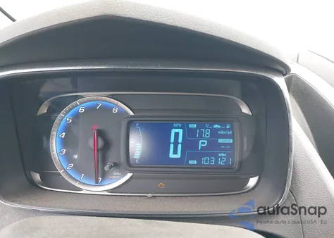 2016 Chevrolet Trax Lt z USA, uszkodzony, nr VIN KL7CJLSB3GB736968